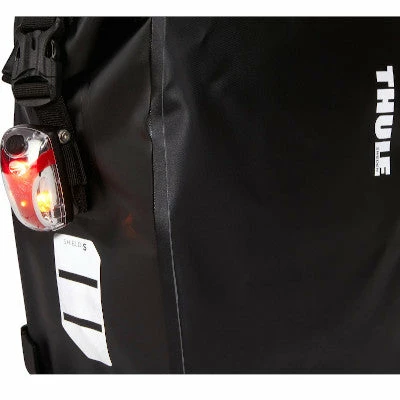 Double Sacoche Bleue Sur Porte-bagages 13L Shield Pannier Thule 7 Double Sacoche Bleue Sur Porte-bagages 13L Shield Pannier Thule – Image 5
