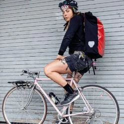 Sac à Dos Vélo étanche Messenger Bag Ortlieb -Apidura Soldes sac a dos velo etanche noir messenger bag ortlieb full 5