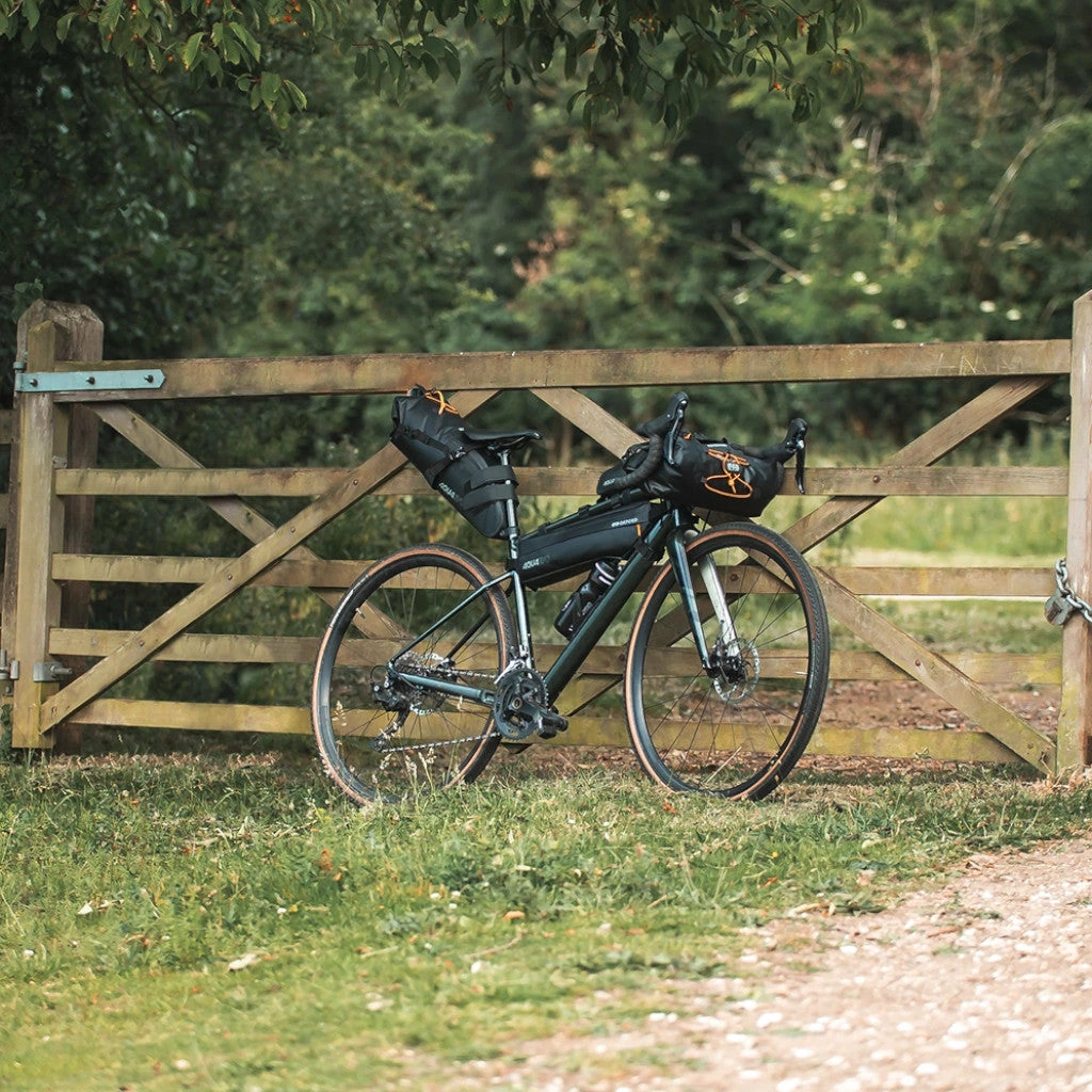 Sacoche De Cadre Pour Le Bikepacking 4L Aqua Evo Adventure Oxford 8 Sacoche De Cadre Pour Le Bikepacking 4L Aqua Evo Adventure Oxford – Image 6