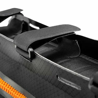 Sacoche De Cadre Vélo Ortlieb Frame Pack 4L Pour Bikepacking 7 Sacoche De Cadre Vélo Ortlieb Frame Pack 4L Pour Bikepacking – Image 5
