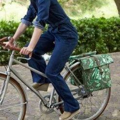 Sacoche Double étanche Pour Vélo 32 L Ever Green Basil 13 Sacoche Double étanche Pour Vélo 32 L Ever Green Basil -Apidura Soldes sacoche double etanche pour velo 32 l ever green basil full 6