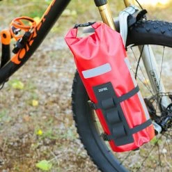 Sacoche De Fourche Bikepacking Et Cyclotourisme Zefal Z Adventure 6L 10 Sacoche De Fourche Bikepacking Et Cyclotourisme Zefal Z Adventure 6L -Apidura Soldes sacoche fourche velo zefal fork pack 4